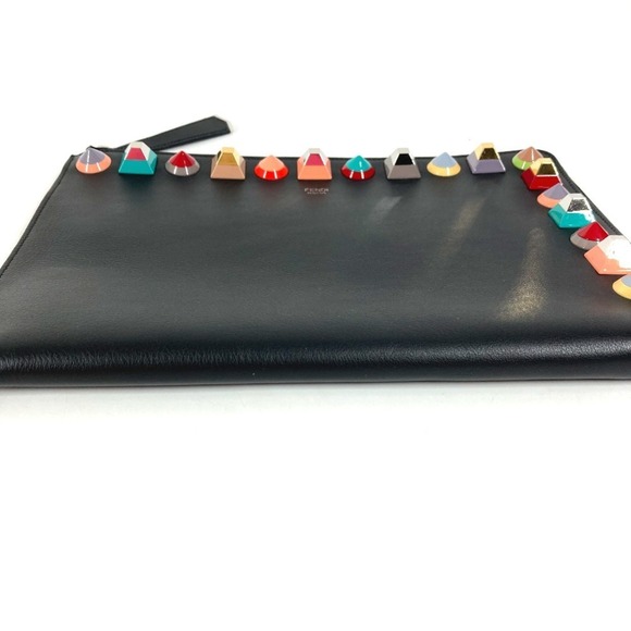 FENDI 8M0370 L-shaped zipper pouch with studs and a flat clutch logo. Leather... - Picture 10 of 12